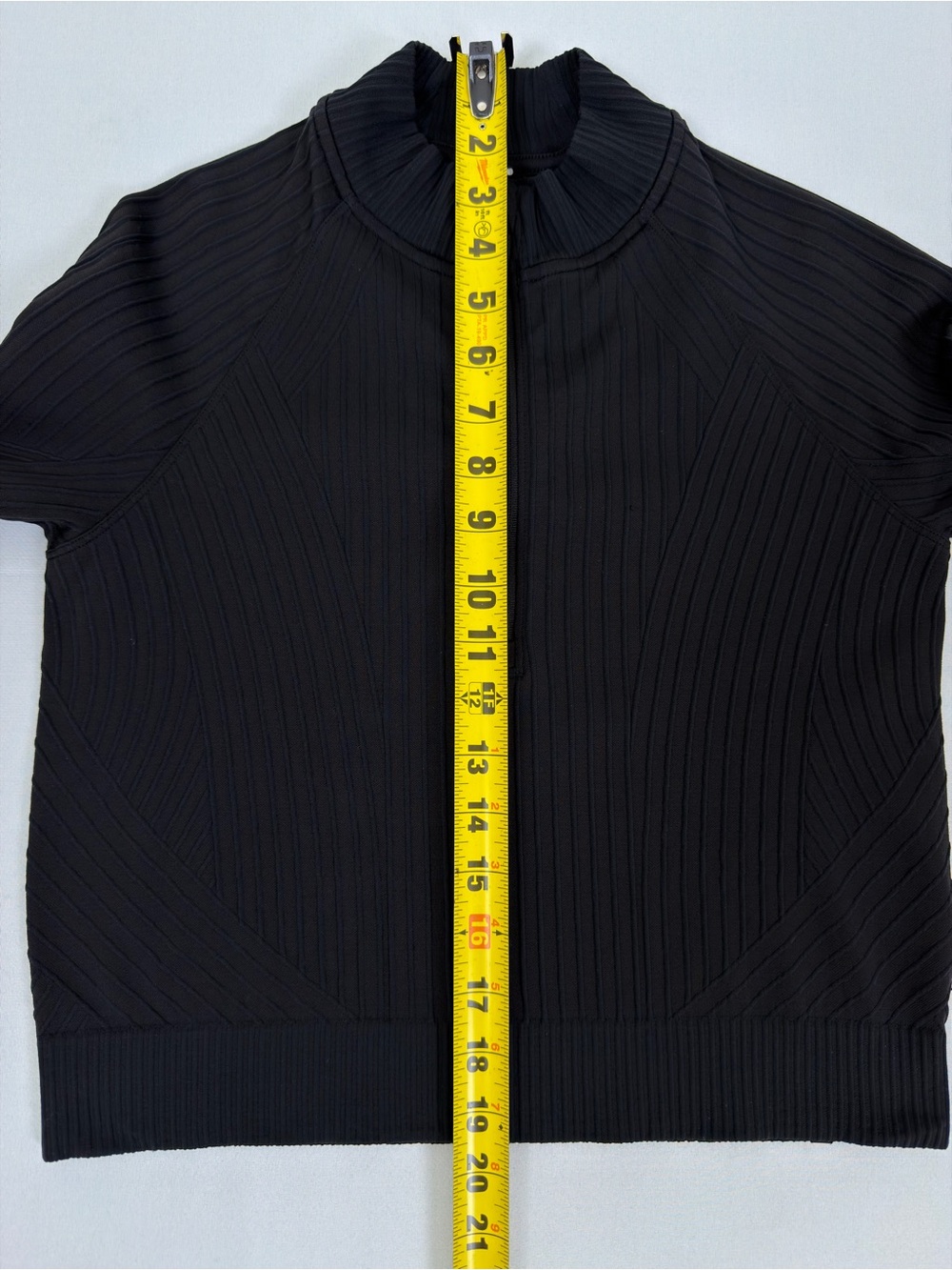 Lululemon Rest Less Cropped Half Zip Black Ribbed Top Size 4 - Picture 7 of 9